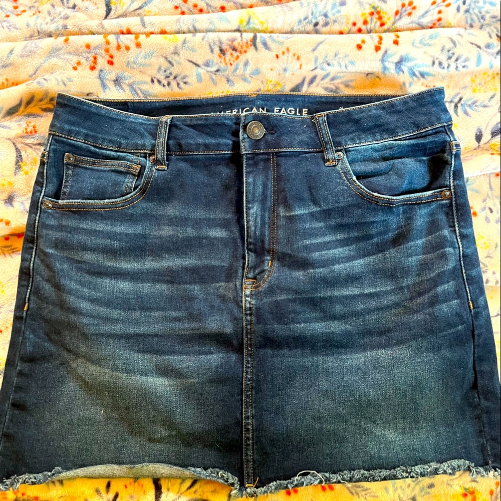 Worn once American eagle jean skirt